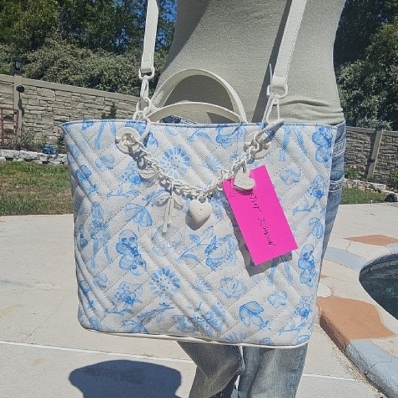 Betsey Johnson Handbags - Betsey Johnson Blue Floral Quilted Tote